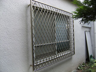 �q�V�N���X�ʊi�q��t��