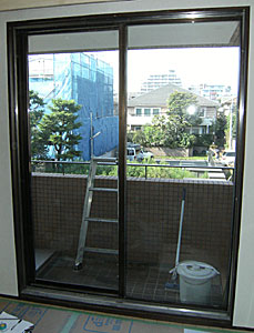 �y�A�K���X�Ɍ����@���Ɏq�y���v���X