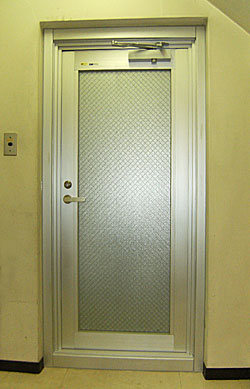 �{�H��0109-�X�`�[���h�A���A���~�h�A�Ɍ���