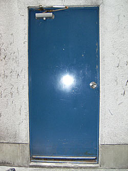 �{�H��0109-�X�`�[���h�A���A���~�h�A�Ɍ���