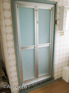 浴室ドア(折れ戸)