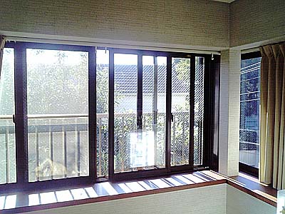 �C���v���X�{�H��