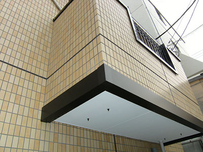 �A���~�Ȃ���