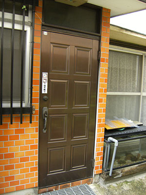 ���փh�A�����@���C�g�h�A