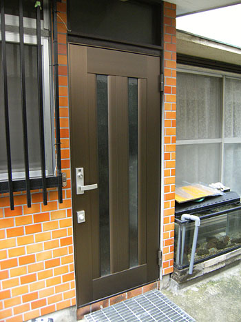 ���փh�A�����@���C�g�h�A