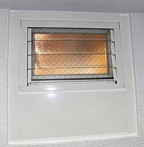 �T�b�V���t�H�[���@�K���X���[�o�[���J�o�[�H��