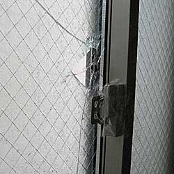 �N������Q